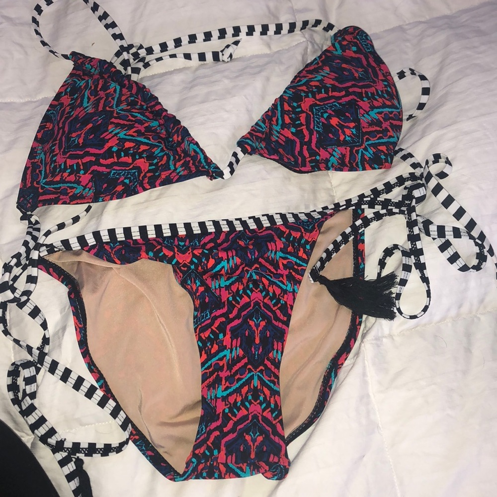 NWOT Tart Collection Swim String Bikini Set IKAT